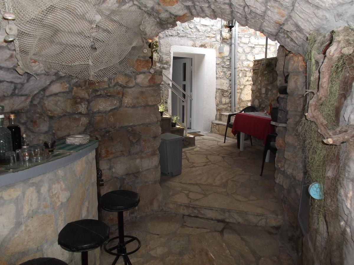 Neda Apartment Murter Zewnętrze zdjęcie